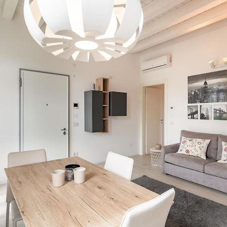 Corte Cappuccina 14 Elegant Apt Con Parcheggio! Padova Luaran gambar