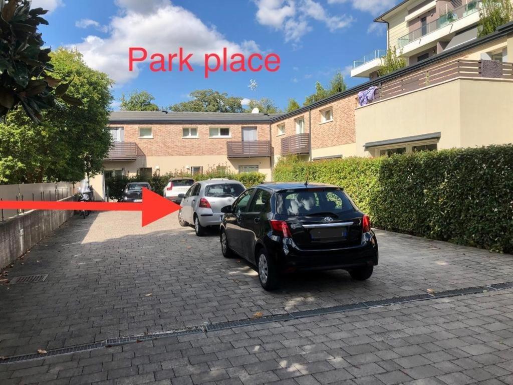 Corte Cappuccina 14 Elegant Apt Con Parcheggio! Padova Luaran gambar